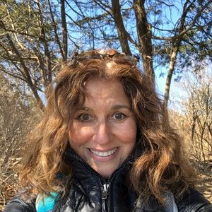 Meet your Posher, Sharon